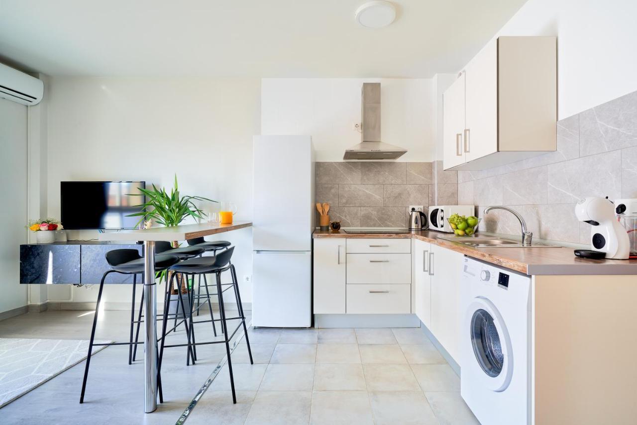 Apartament Charming And Bright Flat In The Heart Of Malaga Zewnętrze zdjęcie